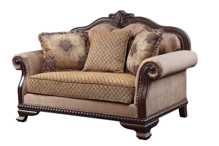 Chateau De Ville Loveseat W/3 Pillows